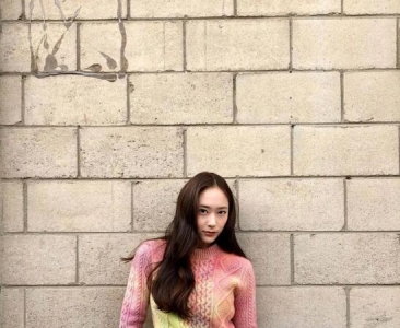 <b>怎么会有郑秀晶这么会穿衣服的女人</b>