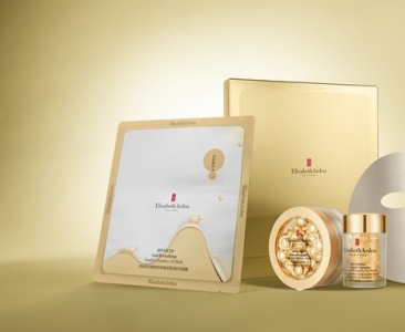 「美运万贯，年轻满盈」伊丽莎白雅顿携手品牌代言人辛芷蕾共贺新春